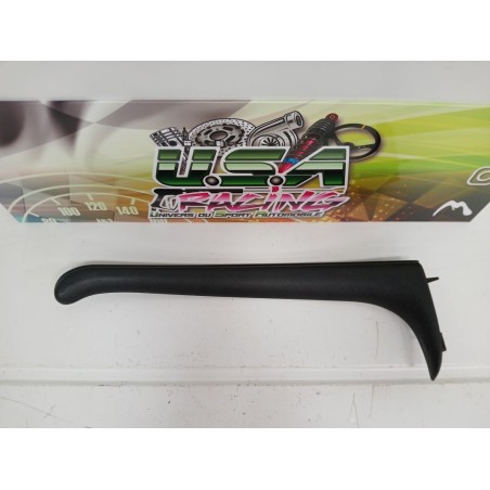 MONTANT DE PARE BRISE CLIO II RS 172 PHASE 2