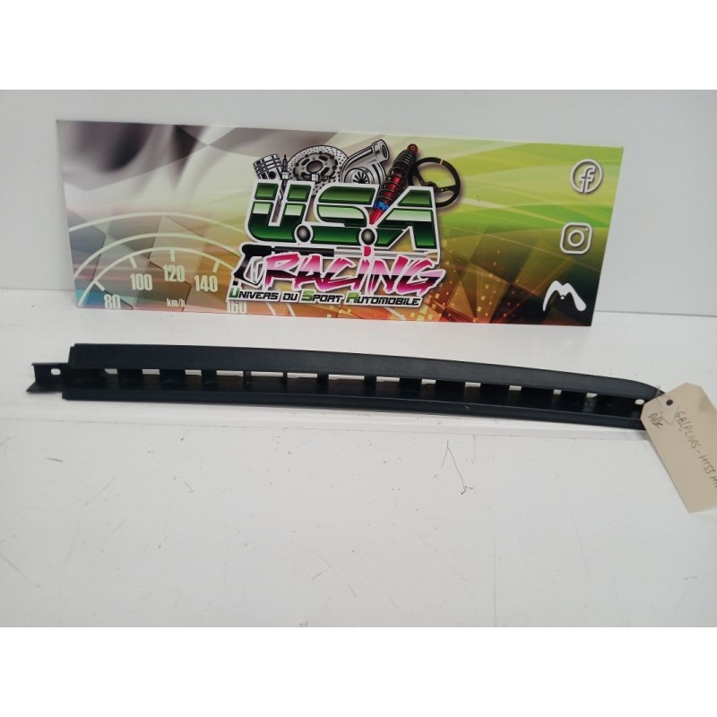 GRILLE AERATION BAIE DE PARE BRISE CLIO II RS 172 PHASE 2