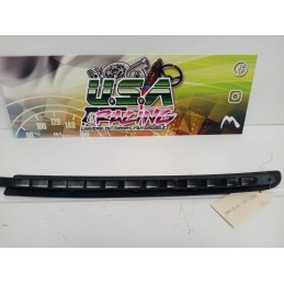 GRILLE AERATION BAIE DE PARE BRISE CLIO II RS 172 PHASE 2