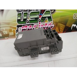 BOITE A FUSIBLE HONDA CIVIC TYPE R