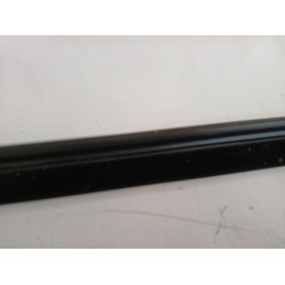 BAGUETTE DE FIXATION PANNEAU DE PORTE CLIO II RS 182 PHASE 3