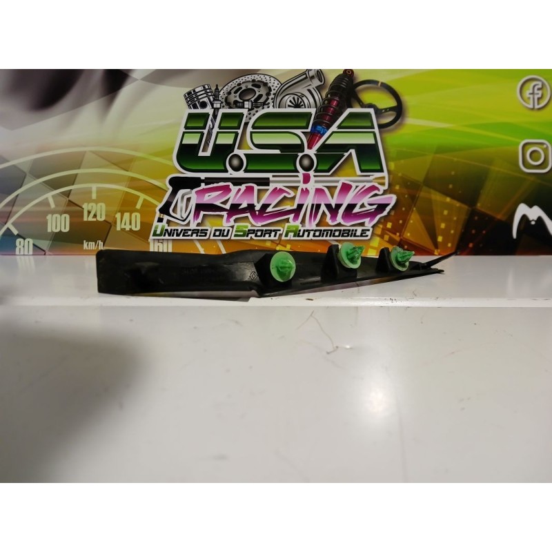 GARNITURE BAIE DE PARE BRISE TWINGO II RS