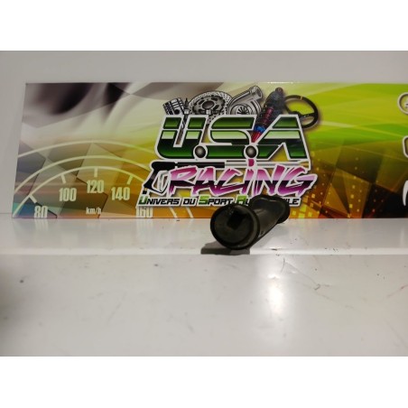 TUYAU ECOULEMENT EAU BAIE DE PARE BRISE