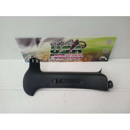 GARNITURE MONTANT DE PORTE CLIO II RS 182 PHASE 3