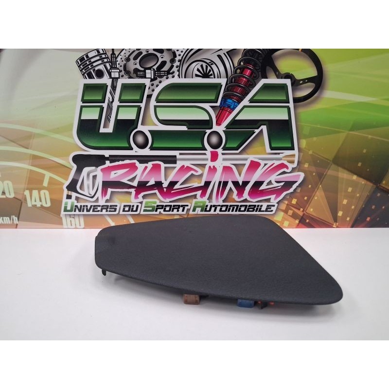 CACHE BOITE A FUSIBLE TABLEAU DE BORD CLIO II PH2